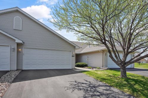 7857 Barrymore Ln, Saint Paul, MN 55125-4364