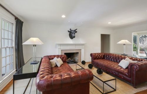 17 Blackland Rd, Atlanta GA  30342-4407 exterior