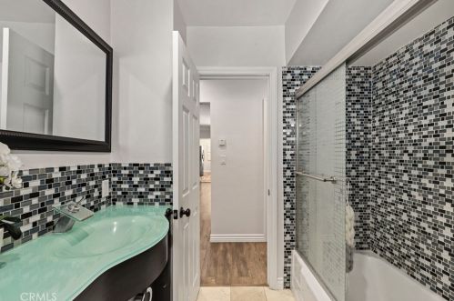 511 Baker St, Anaheim CA  92804-2225 exterior