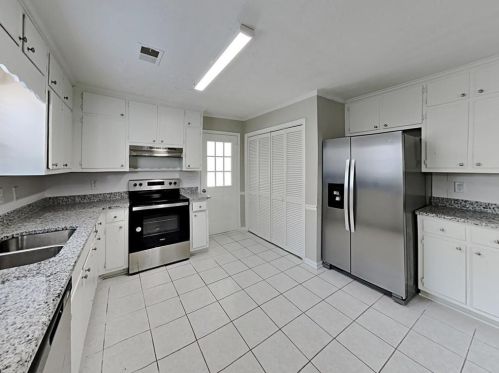 1512 Sugarplum Pl, Conyers GA  30094-6844 exterior