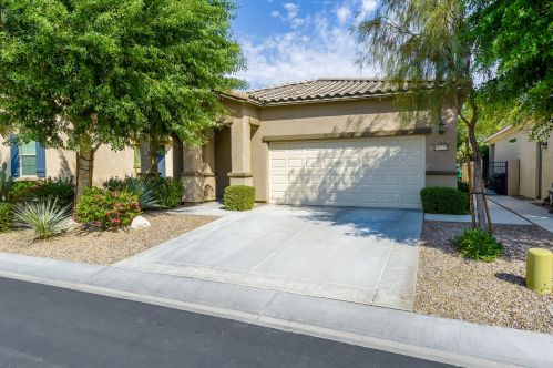 39220 Calle Negrete, Indio, CA 92203-4397