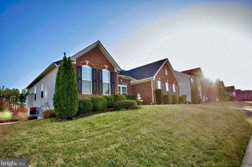 9416 Deep Creek Ln, Fredericksburg, VA 22407-9216