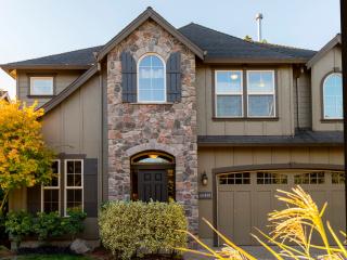 28499 Morningside Ave, Wilsonville, OR 97070-6840