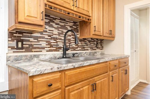 1722 King St, York PA  17404-5619 exterior