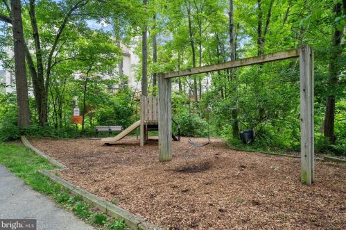 2019 Westchester Dr, Silver Spring MD 20902-3563 exterior