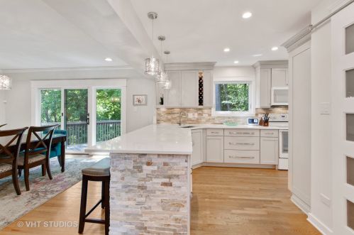 40 Peiffer Ave, Lemont IL  60439-3845 exterior