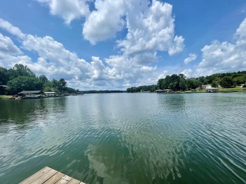 189 Chickasaw Trl, Mayfield, GA 31087-5769