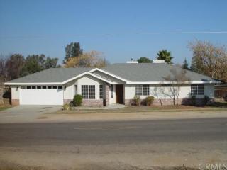 17801 Brook Dr, Madera, CA 93638-9688