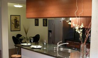 5951 Woodway Dr, Houston TX  77057-1213 exterior