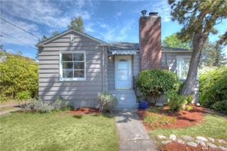 11438 Marine View Dr, Seattle, WA 98146-1822
