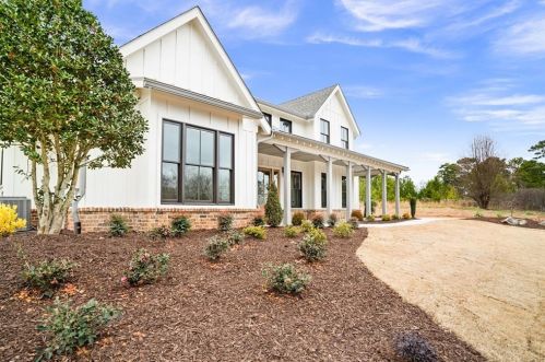 1510 Batesville Rd, Holly Springs, GA 30115-8488