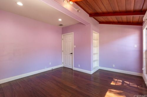 1411 Cleveland Rd, Glendale CA  91202-1414 exterior