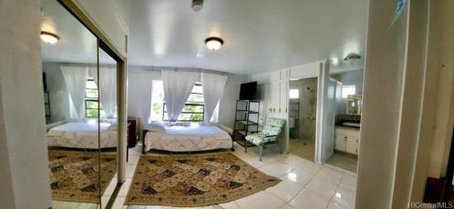 1530 Piikea St, Honolulu HI  96818-1841 exterior