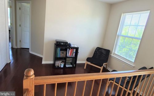 27 Scarlet Oak Dr, Princeton NJ  08540-4610 exterior