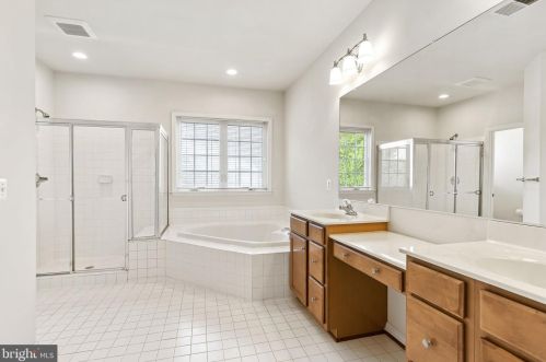 15672 Altomare Trace Way, Woodbridge VA  22193-5779 exterior