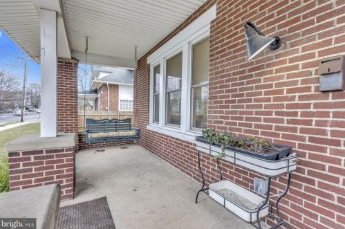 506 High St, Carlisle PA  17013-2811 exterior