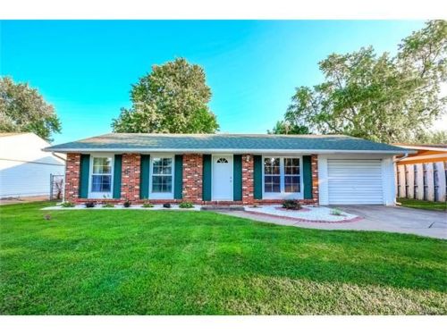 113 George St, Miles Station, IL 62012-1021