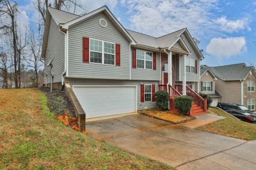 4315 Round Stone Dr, Lithonia, GA 30039-8790