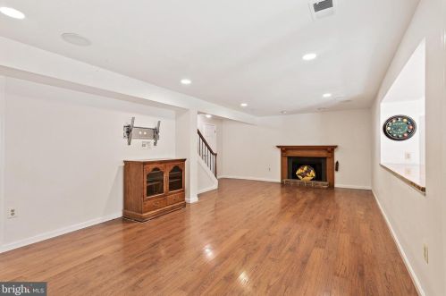 15013 Timberlake Dr, Silver Spring MD 20905-4360 exterior