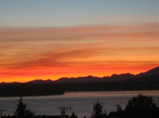 4121 Edmunds St, Seattle, WA 98116-4526