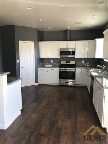 23317 Zurich Dr, Tehachapi, CA 93561