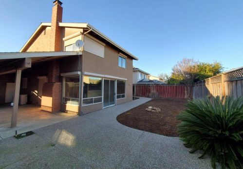 6582 San Ignacio Ave, San Jose, CA 95119-1732