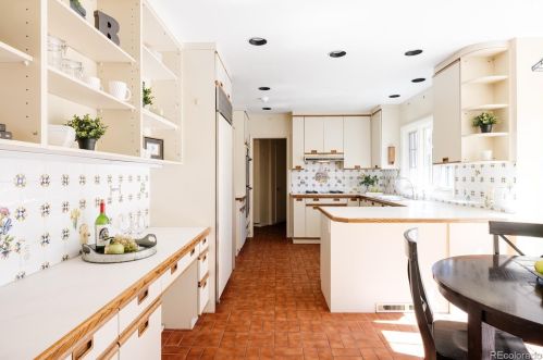 3360 Columbine Cir, Englewood CO 80113-7605 exterior