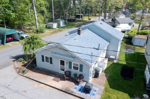205 Oak Ridge Ln, Killingly, CT 06241-1525
