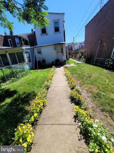 46 Olden Ave, Trenton NJ 08638-4328 exterior