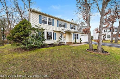105 Tarnov Ct, Lakehurst, NJ 08759-6249