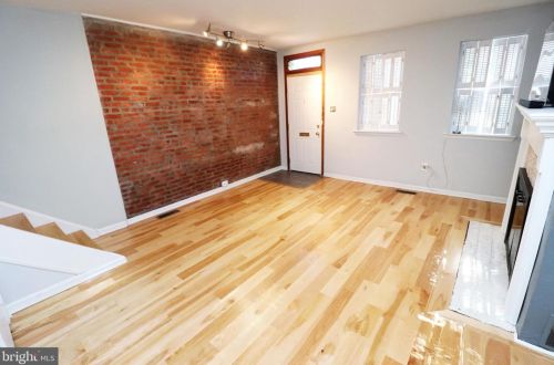309 Bainbridge St, Philadelphia PA  19147-1543 exterior