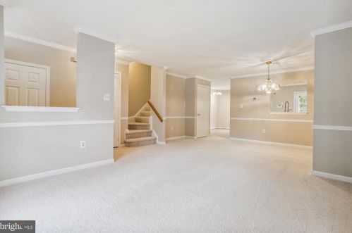 12407 Manchester Way, Woodbridge VA  22192-5146 exterior