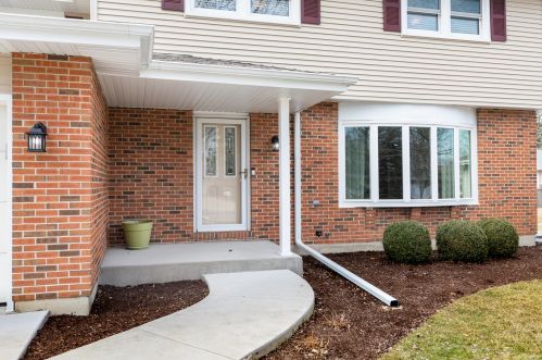25404 Willow Dr, Plainfield, IL 60544-1630
