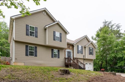 75 Blakes Ln, White Stone, GA 30175-6601