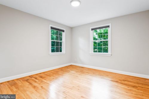 305 Melbourne Ave, Silver Spring MD 20901-2818 exterior