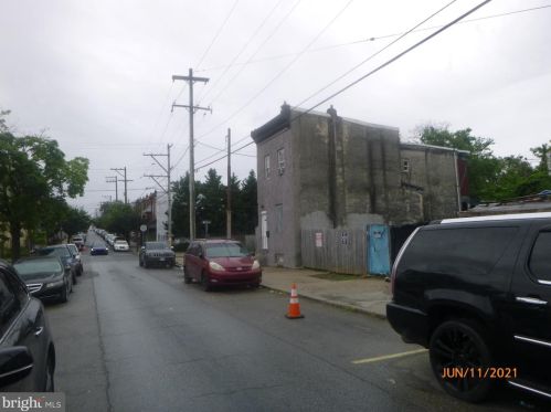 3116 8th St, Philadelphia, PA 19133-2022