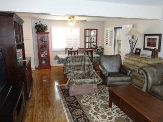 20112 Sears Dr, Tehachapi, CA 93561-6834