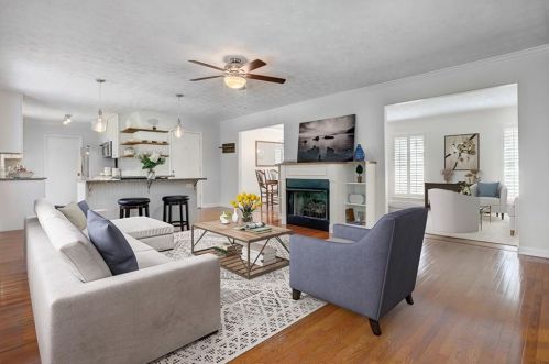 861 Valleymeade Dr, Marietta, GA 30067-5667