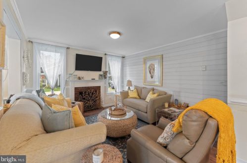 247 Salisbury Park Rd, Hague, VA 22469