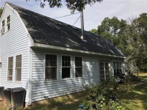 180 Chase Hill Rd, Hopkinton, RI 02804-2224