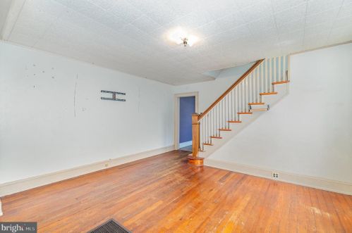 1034 Broadway, Hanover PA 17331-2505 exterior