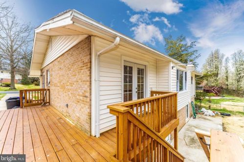 908 Devere Dr, Silver Spring MD 20903-1625 exterior