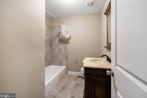 622 48th St, Philadelphia PA  19139-0017 exterior