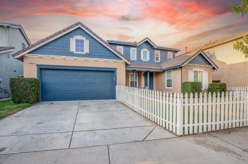 1941 Trail Way, Turlock, CA 95382-8655