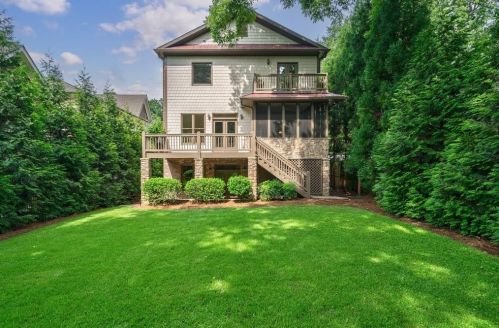 2459 Ellijay Dr, Atlanta GA  30319-3439 exterior