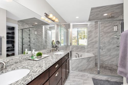 1407 Mtn Rd, Ogden UT  84404-6034 exterior