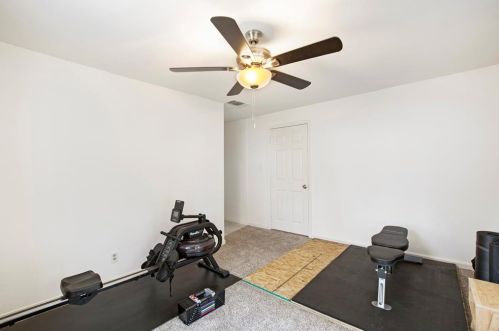 6458 Lindell Ave, Fort Worth TX  76116-4318 exterior