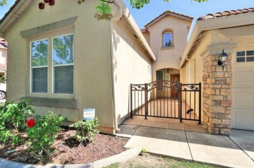2532 Snowy Egret Way, Elk Grove, CA 95757-8175