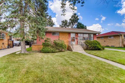 4843 Randolph St, Hillside, IL 60162-1018