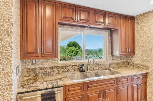 473 Country Hill Rd, Anaheim CA  92808-1353 exterior